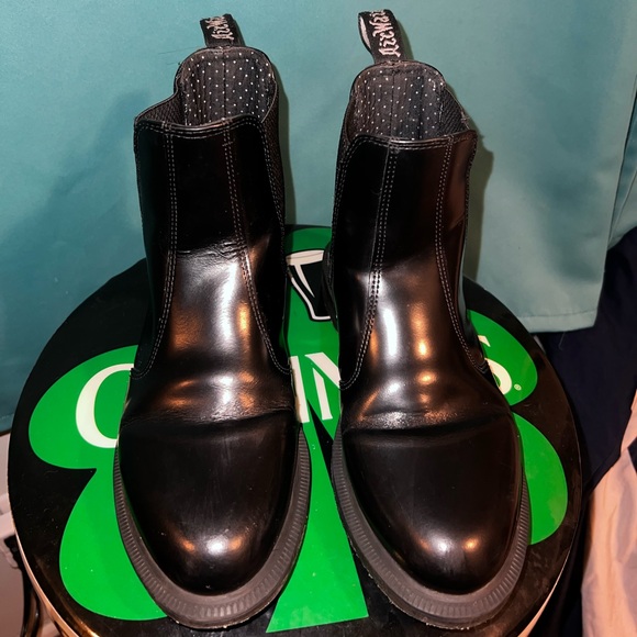 Dr. Martens Black Leather Chelsea Boots - Picture 1 of 4
